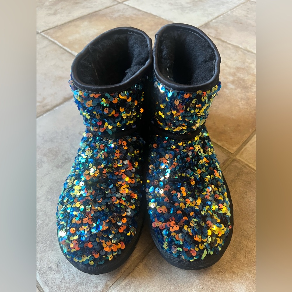 Ugg Classic Mini Stellar Sequin
